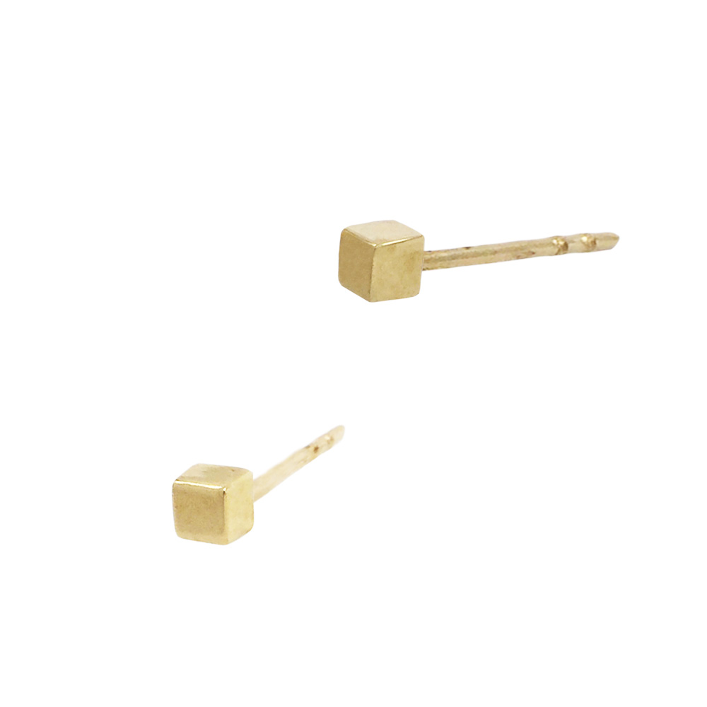 2.0mm 14K Gold Yellow Cube Stud Earring