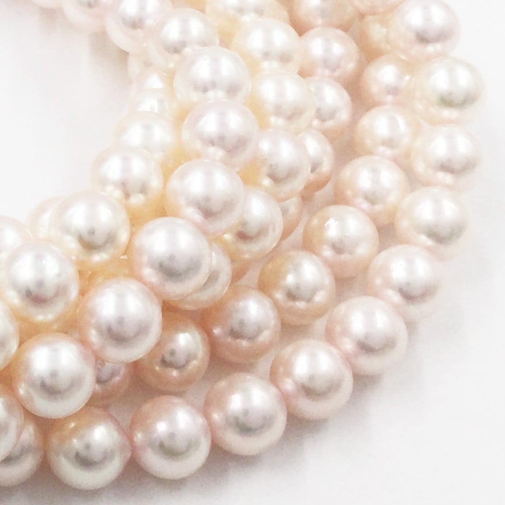 7.5-8.0mm Round White Cultured Akoya Pearls by Strand